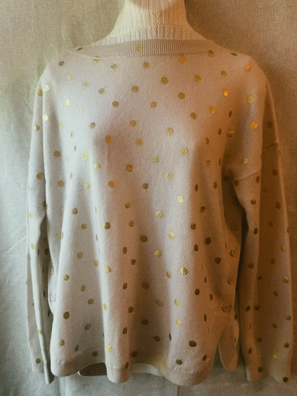 100% Cashmere Garnet Hill Cream Puff & Gold Dust Side Button Sweater M - Picture 4 of 10